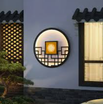 Oświetlenie ogrodu: lampy na ścianę